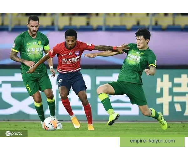 金玟哉世界杯精彩表现回顾，韩国后防稳固为球队增添竞争力提升。